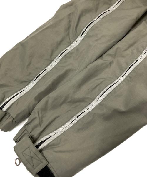 VANS（ヴァンズ）VANS (ヴァンズ) 90‘Sラグランスリーブナイロンジャケット グレー サイズ:Mの古着・服飾アイテム