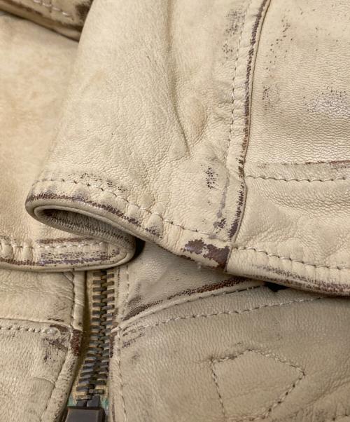 VERA PELLE（ベラペレ）VERA PELLE (ベラペレ) レザーシングルライダースジャケット ベージュ サイズ:42の古着・服飾アイテム