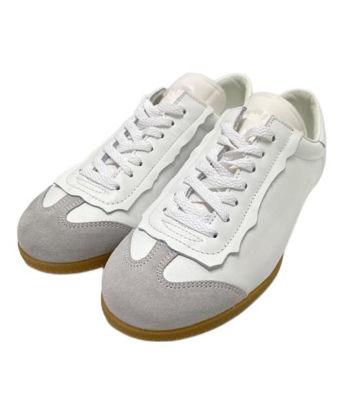 Maison Margiela（メゾンマルジェラ）Maison Margiela (メゾンマルジェラ) フェザーライトスニーカー ホワイト サイズ:39の古着・服飾アイテム