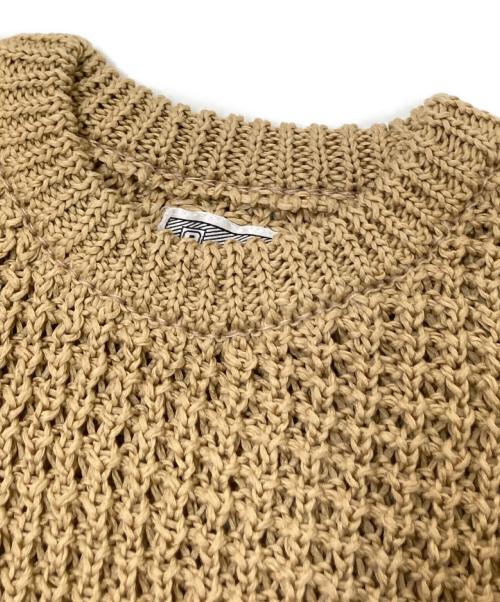 C.E（シーイー）C.E (シーイー) クルーネックニット ベージュ サイズ:Mの古着・服飾アイテム