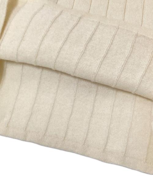 Aquascutum（アクアスキュータム）Aquascutum (アクアスキュータム) カシミヤニット ホワイト サイズ:6Fの古着・服飾アイテム