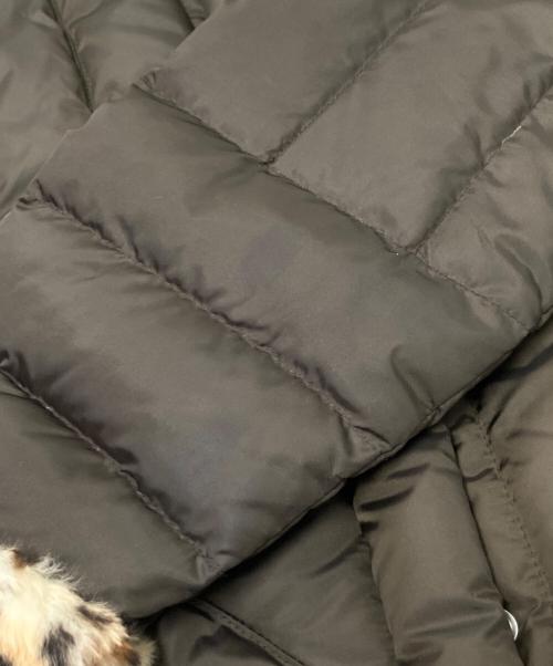 Blumarine ANNA MOLINARI（ブルマリン アンナ モリナーリ）Blumarine ANNA MOLINARI (ブルマリン アンナ モリナーリ) 切替中綿ジャケット ブラウン×ベージュ サイズ:40の古着・服飾アイテム