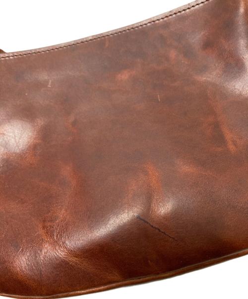 SLOW&CO（スロウアンドコー）SLOW&CO (スロウアンドコー) ハービーラッチショルダーバッグ ブラウン サイズ:下記参照の古着・服飾アイテム