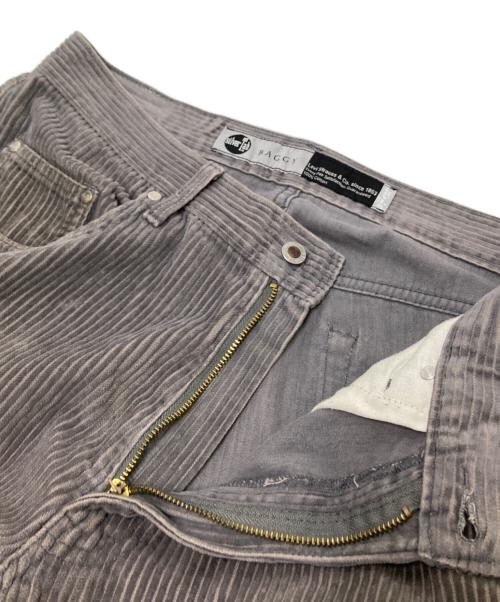 LEVI'S（リーバイス）LEVI'S (リーバイス) BAGGYコーデュロイパンツ グレー サイズ:W33の古着・服飾アイテム