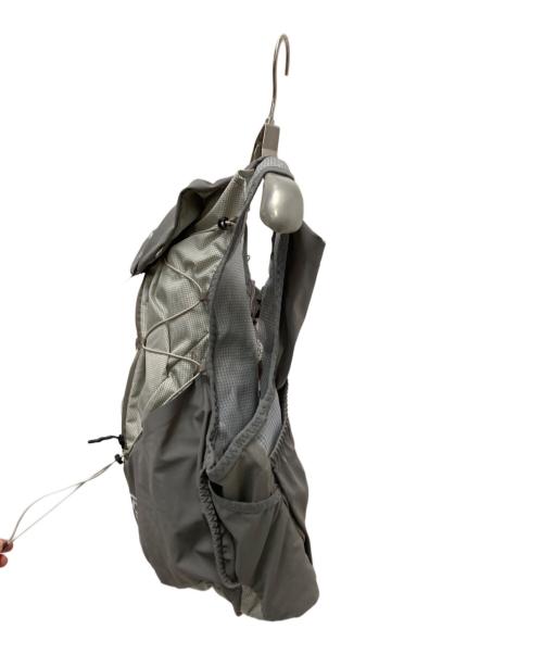 THE NORTH FACE（ザ ノース フェイス）THE NORTH FACE (ザ ノース フェイス) トレイルランニングバックパック グレー サイズ:下記参照の古着・服飾アイテム