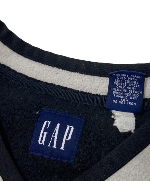 GAP（ギャップ）GAP (ギャップ) 90‘SVネックフリースカットソー ベージュ×ブラック サイズ:Mの古着・服飾アイテム