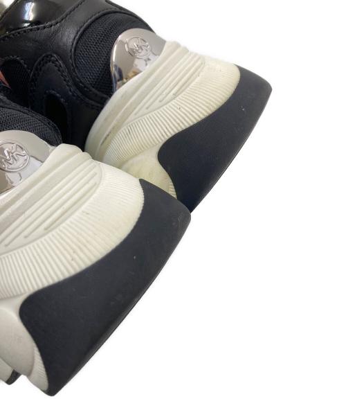 MICHAEL KORS（マイケル・コース）MICHAEL KORS (マイケル・コース) ローカットスニーカー ブラック×ホワイト サイズ:下記参照の古着・服飾アイテム