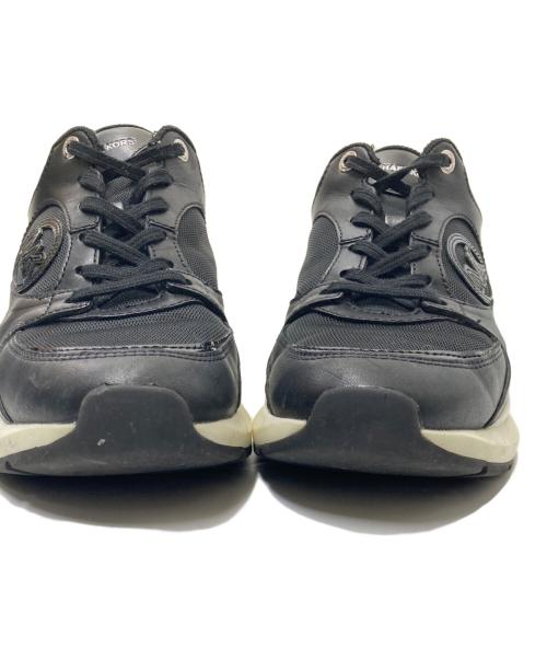 MICHAEL KORS（マイケル・コース）MICHAEL KORS (マイケル・コース) ローカットスニーカー ブラック×ホワイト サイズ:下記参照の古着・服飾アイテム