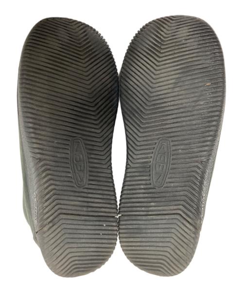 KEEN（キーン）KEEN (キーン) ケーエヌエックス チャッカ グレー サイズ:26.5cmの古着・服飾アイテム