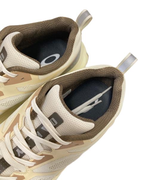 OAKLEY（オークリー）OAKLEY (オークリー) Light Breathe スニーカー ベージュ サイズ:28.0cmの古着・服飾アイテム
