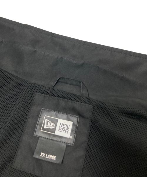 New Era（ニューエラ）New Era (ニューエラ) コーチジャケット ブラック×ホワイト サイズ:XXLの古着・服飾アイテム