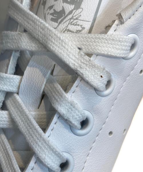 adidas（アディダス）adidas (アディダス) ローカットスニーカー ホワイト サイズ:27cmの古着・服飾アイテム