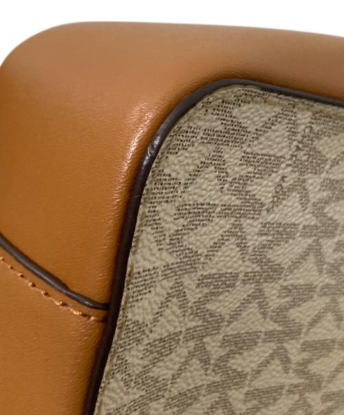 MICHAEL KORS（マイケル・コース）MICHAEL KORS (マイケル・コース) ショルダーバッグ ホワイト×ブラウン サイズ:下記参照の古着・服飾アイテム