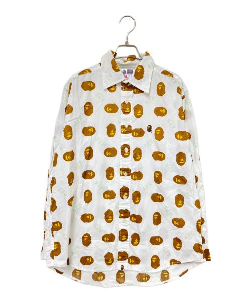 A BATHING APE（ア ベイシング エイプ）A BATHING APE (ア ベイシング エイプ) 総柄シャツ ホワイト サイズ:Mの古着・服飾アイテム