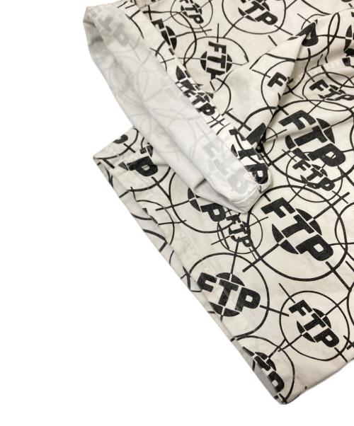 FTP（ファックザポピュレーション）FTP (ファックザポピュレーション) ハーフパンツ ホワイト サイズ:Lの古着・服飾アイテム