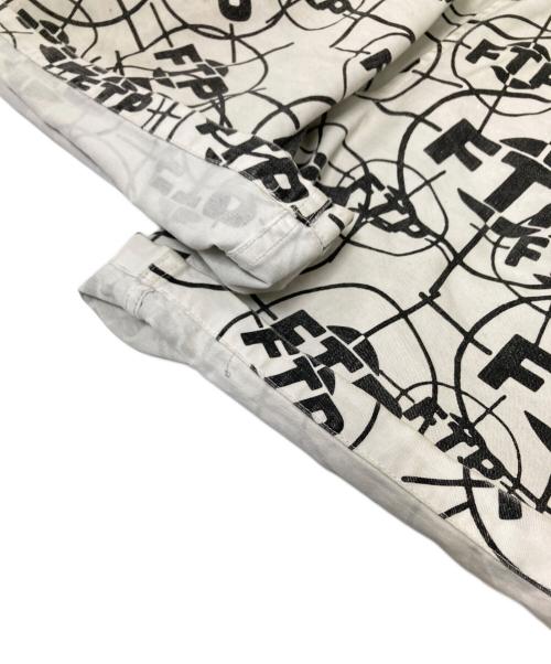 FTP（ファックザポピュレーション）FTP (ファックザポピュレーション) ハーフパンツ ホワイト サイズ:Lの古着・服飾アイテム