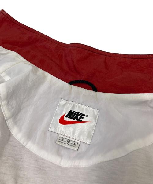 NIKE（ナイキ）NIKE (ナイキ) ナイロンジャケット ホワイト×レッド サイズ:XLの古着・服飾アイテム