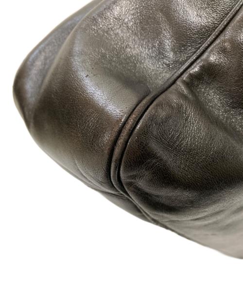 PRADA（プラダ）PRADA (プラダ) プラスチックハンドルプレートバッグ ブラックの古着・服飾アイテム