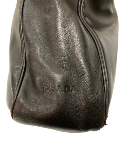 PRADA（プラダ）PRADA (プラダ) プラスチックハンドルプレートバッグ ブラックの古着・服飾アイテム