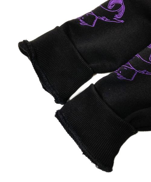 REFLEM（レフレム）REFLEM (レフレム) クロス刺繍ZIPフーディー ブラック×パープル サイズ:FREEの古着・服飾アイテム