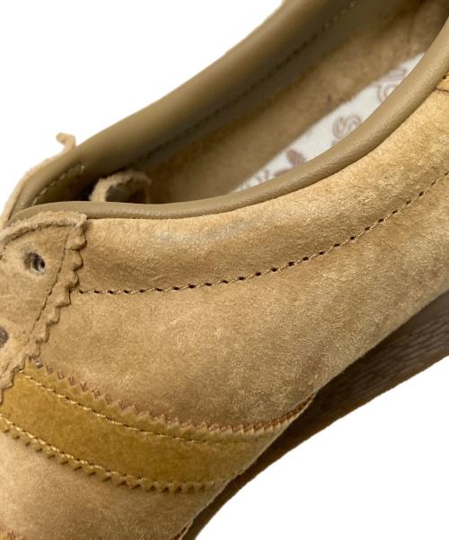 adidas（アディダス）adidas (アディダス) ローカットスニーカー ベージュ サイズ:28.0cmの古着・服飾アイテム