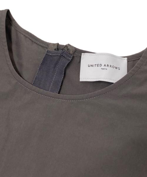 UNITED ARROWS（ユナイテッドアローズ）UNITED ARROWS (ユナイテッドアローズ) タックパフスリーブブラウス グレー サイズ:下記参照の古着・服飾アイテム