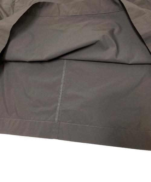 UNITED ARROWS（ユナイテッドアローズ）UNITED ARROWS (ユナイテッドアローズ) タックパフスリーブブラウス グレー サイズ:下記参照の古着・服飾アイテム