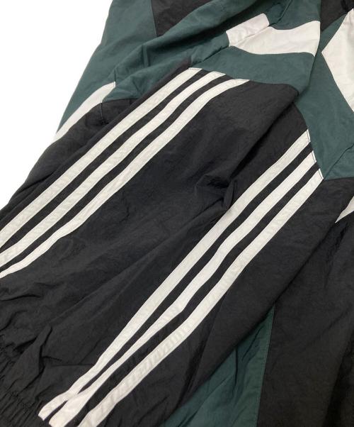 adidas（アディダス）adidas (アディダス) Rekive トラックジャケット グリーン×ブラック サイズ:XLの古着・服飾アイテム