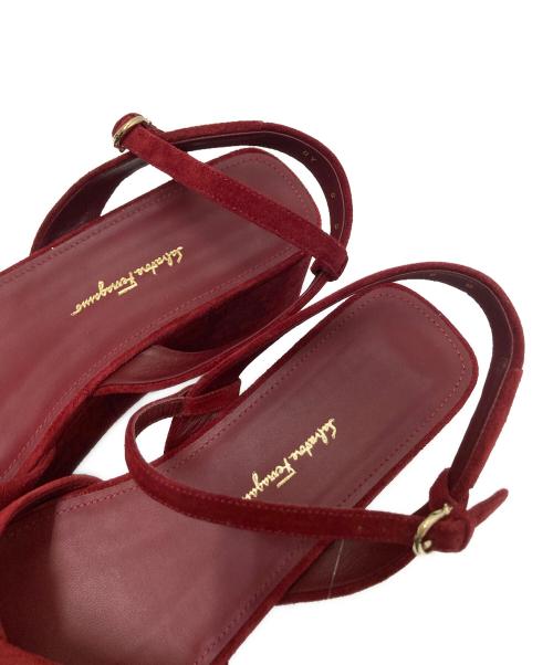 Salvatore Ferragamo（サルヴァトーレ フェラガモ）Salvatore Ferragamo (サルヴァトーレ フェラガモ) スエードサンダル レッド サイズ:8の古着・服飾アイテム