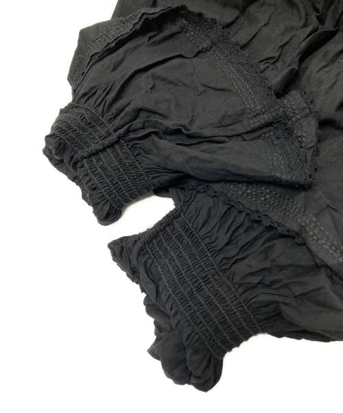 Curensology（カレンソロジー）Curensology (カレンソロジー) ラッフルレースブラウス ブラック サイズ:FREEの古着・服飾アイテム