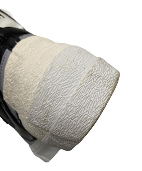 NIKE（ナイキ）NIKE (ナイキ) sacai (サカイ) BLAZER MID BLACK/WOLF GREY/WHITE ホワイト×ブラック サイズ:28.0cmの古着・服飾アイテム