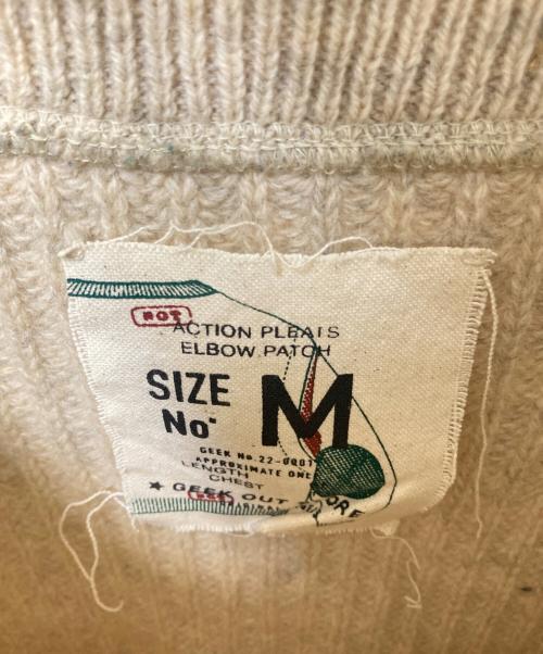 GEEK OUT STORE（ギーク アウト ストア）GEEK OUT STORE (ギーク アウト ストア) NOT ORIGINAL IDEAS ACTION PLEATS ELBOW PATCH ベージュ サイズ:Mの古着・服飾アイテム