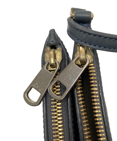 A.P.C.（アーペーセー）A.P.C. (アーペーセー) SARAHショルダーバッグ グレー サイズ:下記参照の古着・服飾アイテム