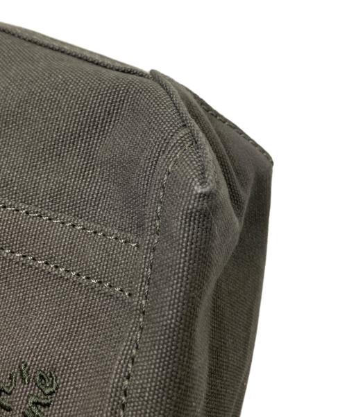 maison kitsune（メゾンキツネ）maison kitsune (メゾンキツネ) FOX HEAD MINI TOTE グレー サイズ:下記参照の古着・服飾アイテム