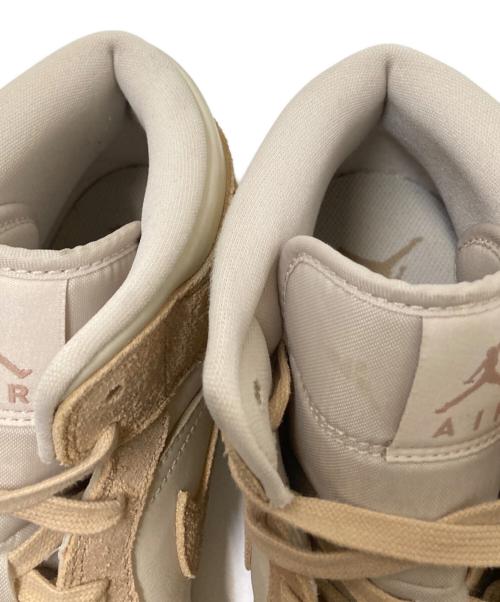 NIKE（ナイキ）NIKE (ナイキ) Air Jordan 1 Mid SE ホワイト×ベージュ サイズ:28.0cmの古着・服飾アイテム