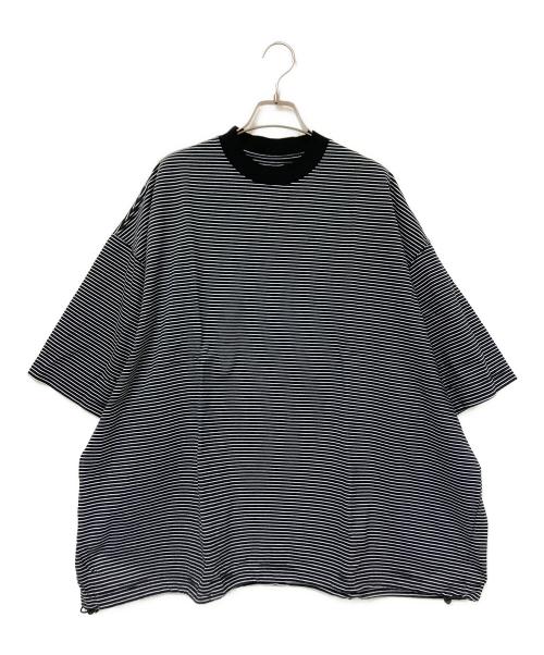 is-ness（イズネス）is-ness (イズネス) BALLOON STRIPES T SHIRT ブラック×ホワイト サイズ:Lの古着・服飾アイテム