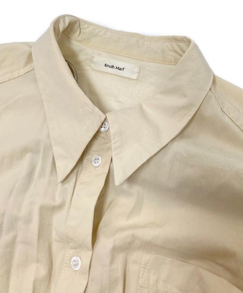 Knuth Marf（クヌースマーフ）Knuth Marf (クヌースマーフ) ラベル オーバーシャツ ベージュ サイズ:FREEの古着・服飾アイテム