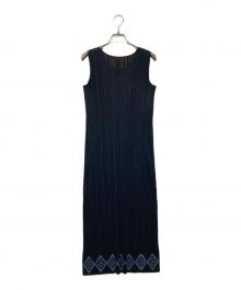 PLEATS PLEASE（プリーツプリーズ）の古着「プリーツノースリーブワンピース」｜ブラック