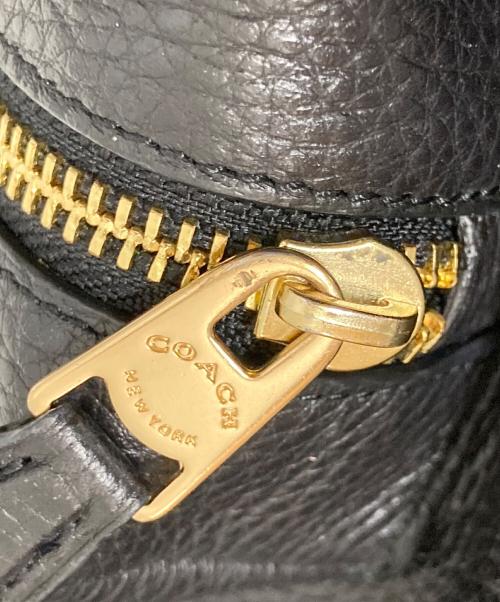 COACH（コーチ）COACH (コーチ) Charlie Backpack In Pebble Leather ブラック サイズ:下記参照の古着・服飾アイテム