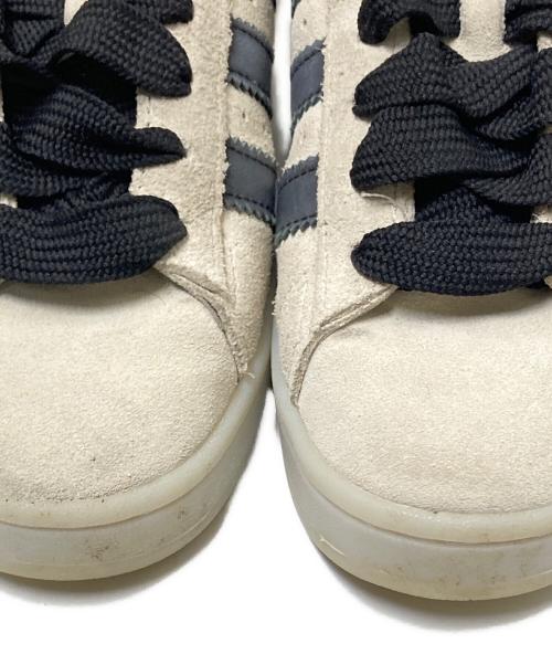adidas（アディダス）adidas (アディダス) ローカットスニーカー ベージュ サイズ:26.0cmの古着・服飾アイテム