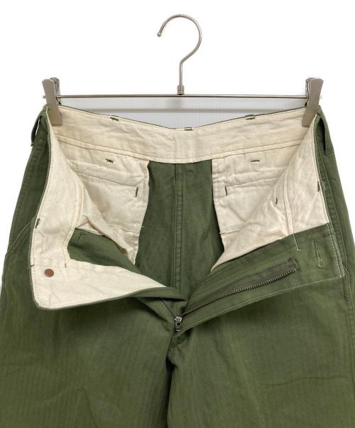 BEAMS PLUS（ビームスプラス）BEAMS PLUS (ビームスプラス) MIL Trousers Herringbone オリーブ サイズ:Sの古着・服飾アイテム