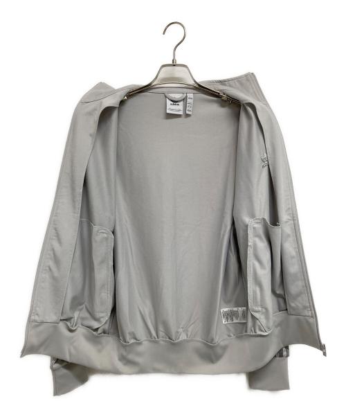 adidas（アディダス）adidas (アディダス) アディカラー クラシックス ファイヤーバード トラックトップ グレー サイズ:Mの古着・服飾アイテム