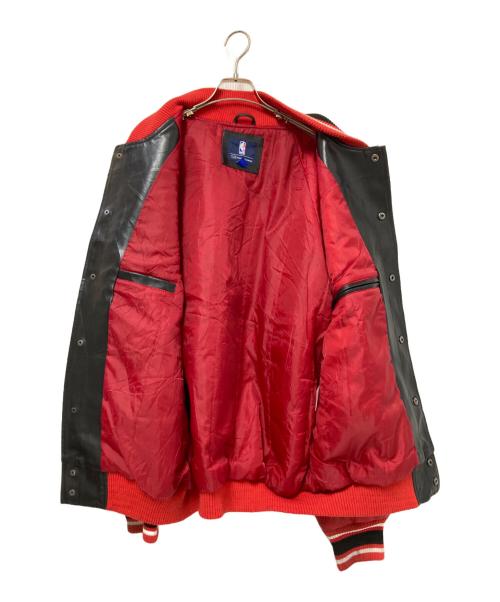 NBA（エヌビーエー）NBA (エヌビーエー) レザースタジャン ブラック×レッド サイズ: Lの古着・服飾アイテム
