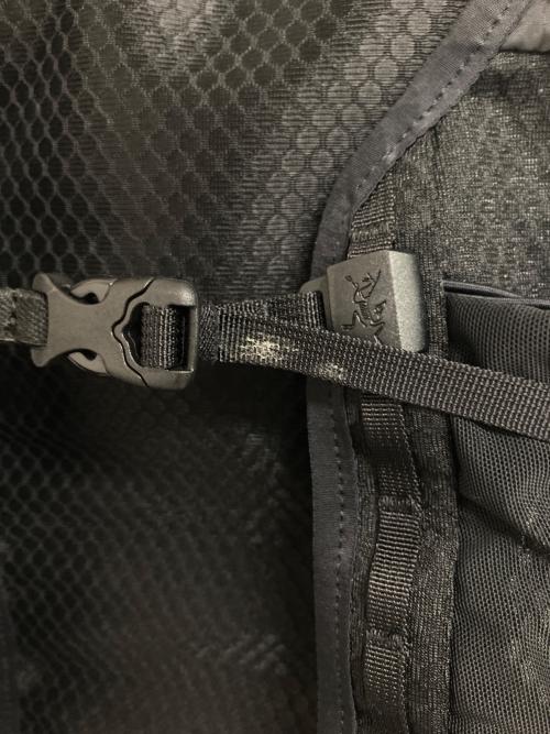 ARC'TERYX（アークテリクス）ARC'TERYX (アークテリクス) NORVAN 7 HYDRATION VEST ブラック サイズ:Mの古着・服飾アイテム