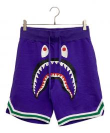 A BATHING APE（アベイシングエイプ）の古着「シャークプリントスウェットハーフパンツ」｜パープル