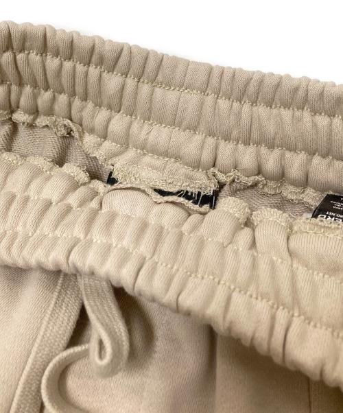 NOT4NERD（ノットフォーナード）NOT4NERD (ノットフォーナード) Dagger Tribal Logo Incision Sweat Pants ベージュ サイズ: Lの古着・服飾アイテム