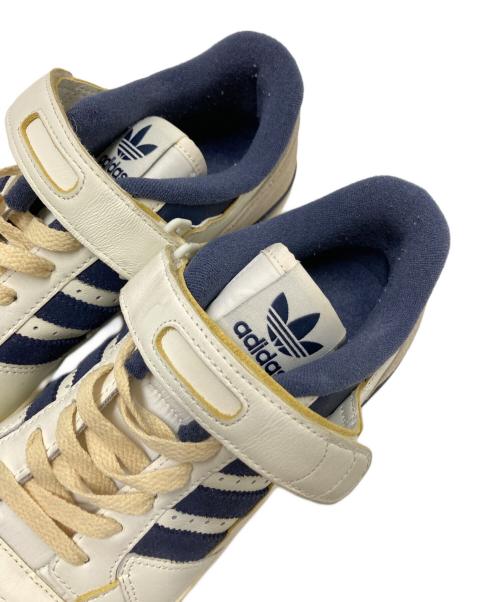adidas（アディダス）adidas (アディダス) ローカットスニーカー ホワイト サイズ:27.0cmの古着・服飾アイテム