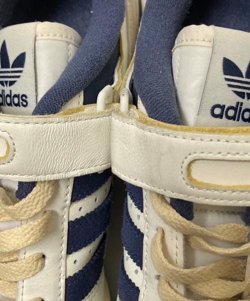 adidas（アディダス）adidas (アディダス) ローカットスニーカー ホワイト サイズ:27.0cmの古着・服飾アイテム