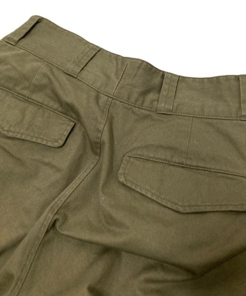 WYM LIDNM（ウィム バイ リドム）WYM LIDNM (ウィム バイ リドム) TUCK STRAIGHT HERITAGE CARGO オリーブ サイズ:Sの古着・服飾アイテム