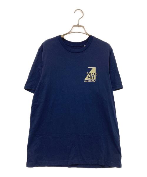 ANYA HINDMARCH（アニヤ・ハインドマーチ）ANYA HINDMARCH (アニヤ・ハインドマーチ) プリントTシャツ ネイビー×ベージュ サイズ:Mの古着・服飾アイテム